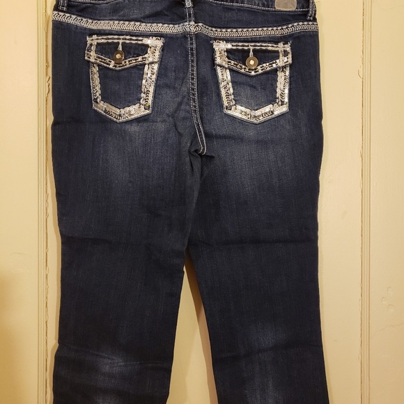 Jean Capris - Picture 4 of 5